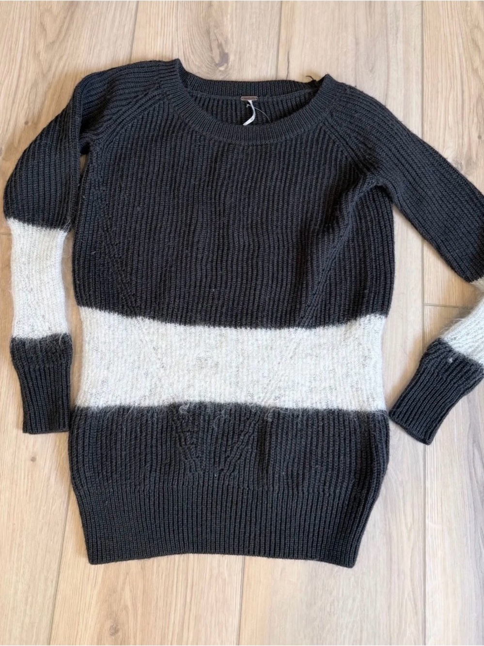 Free people sweater